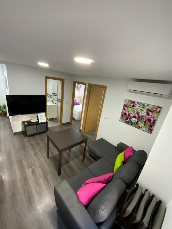 Reyna Apartamentos Malaga Zewnętrze zdjęcie