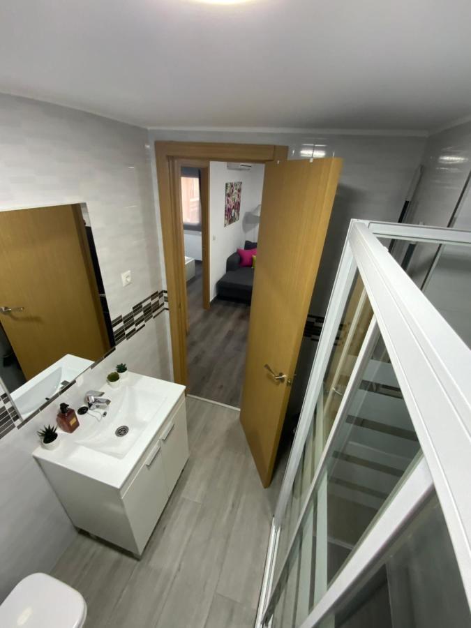 Reyna Apartamentos Malaga Zewnętrze zdjęcie