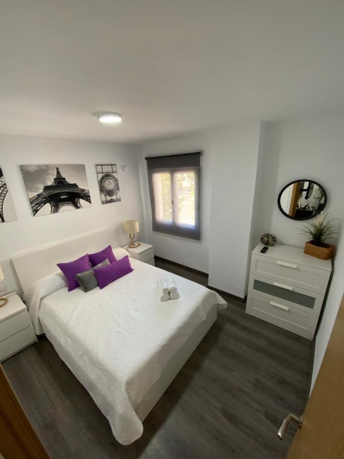 Reyna Apartamentos Malaga Zewnętrze zdjęcie