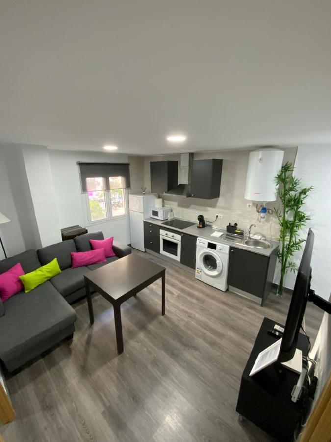 Reyna Apartamentos Malaga Zewnętrze zdjęcie